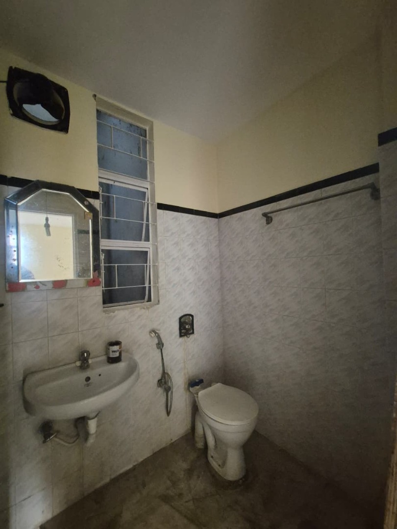 Semi Furnished 3bhk in Chandmari, Guwahati, Assam, India for Rent